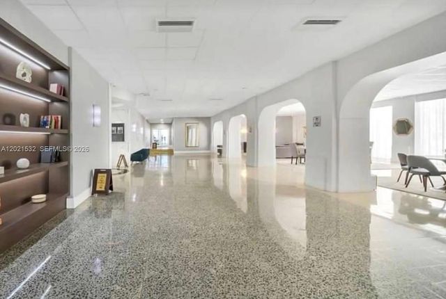 3140 S Ocean Dr 1003, Hallandale Beach, FL 33009