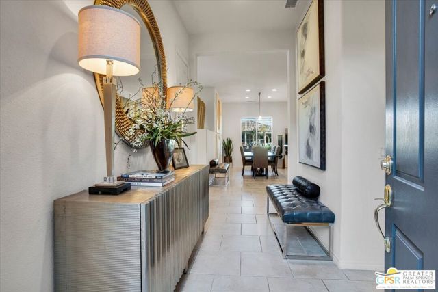 8 Lake Como Court, Rancho Mirage, CA 92270