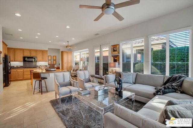 8 Lake Como Court, Rancho Mirage, CA 92270