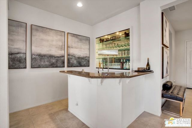 8 Lake Como Court, Rancho Mirage, CA 92270