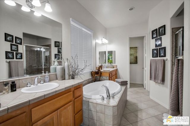 8 Lake Como Court, Rancho Mirage, CA 92270