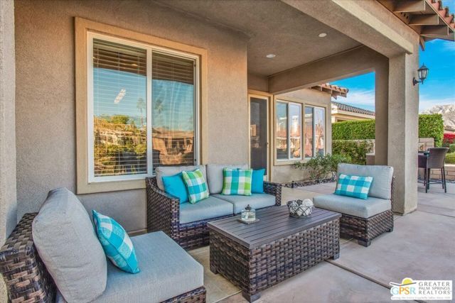 8 Lake Como Court, Rancho Mirage, CA 92270