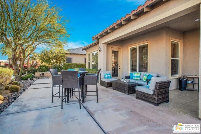 8 Lake Como Court, Rancho Mirage, CA 92270