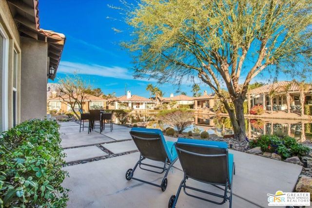 8 Lake Como Court, Rancho Mirage, CA 92270