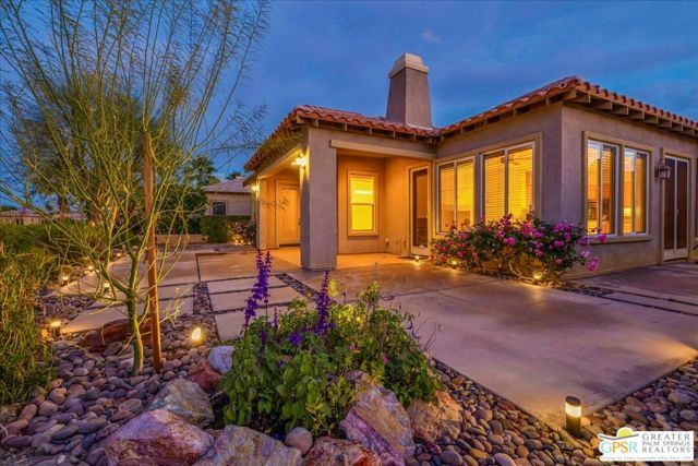 8 Lake Como Court, Rancho Mirage, CA 92270