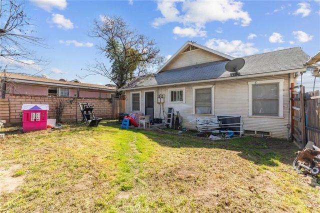 27126 Pacific, Highland, CA 92346