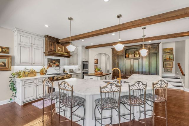 7101 Hardwood Ln, College Grove, TN 37046
