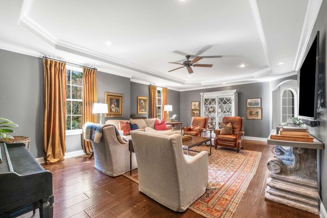 7101 Hardwood Ln, College Grove, TN 37046