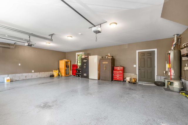 7101 Hardwood Ln, College Grove, TN 37046