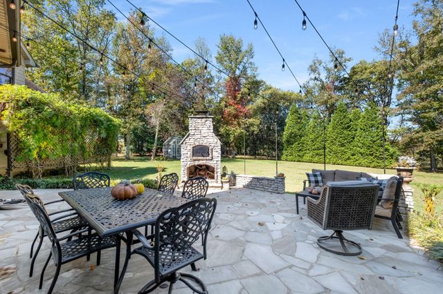 7101 Hardwood Ln, College Grove, TN 37046