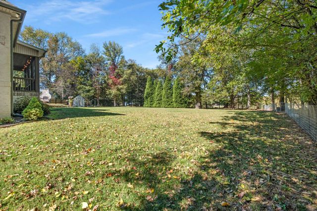 7101 Hardwood Ln, College Grove, TN 37046
