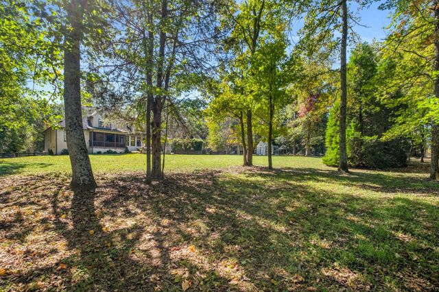 7101 Hardwood Ln, College Grove, TN 37046