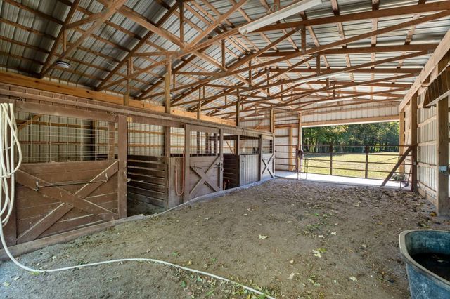 7101 Hardwood Ln, College Grove, TN 37046