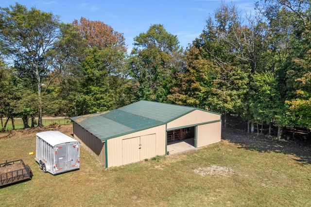 7101 Hardwood Ln, College Grove, TN 37046