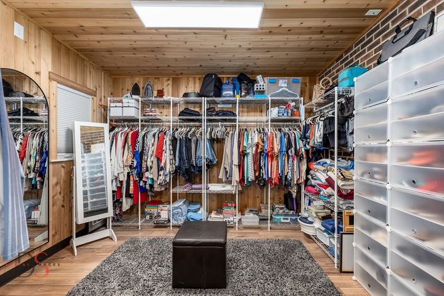 527 E Main Street, Ottawa, IL 61350