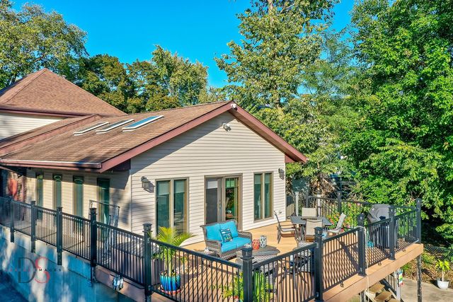 527 E Main Street, Ottawa, IL 61350