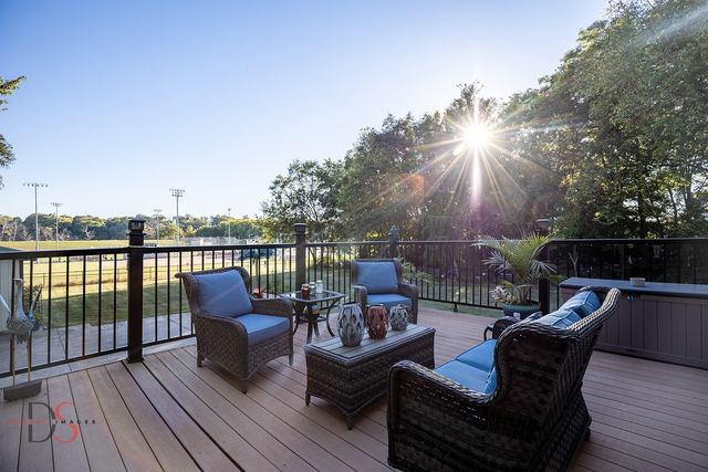 527 E Main Street, Ottawa, IL 61350