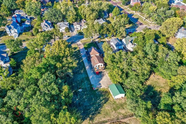 527 E Main Street, Ottawa, IL 61350