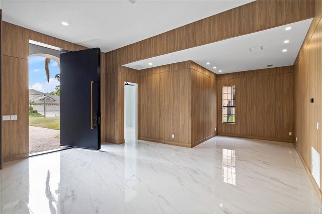 812 JOHNS POINT DRIVE, Oakland, FL 34787