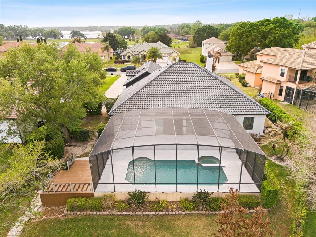 Image 61 of property listing at 812 JOHNS POINT DRIVE, Oakland, FL 34787