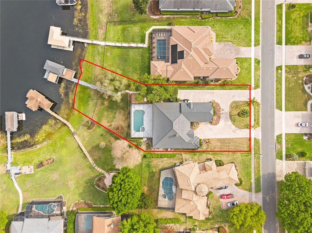 Image 65 of property listing at 812 JOHNS POINT DRIVE, Oakland, FL 34787