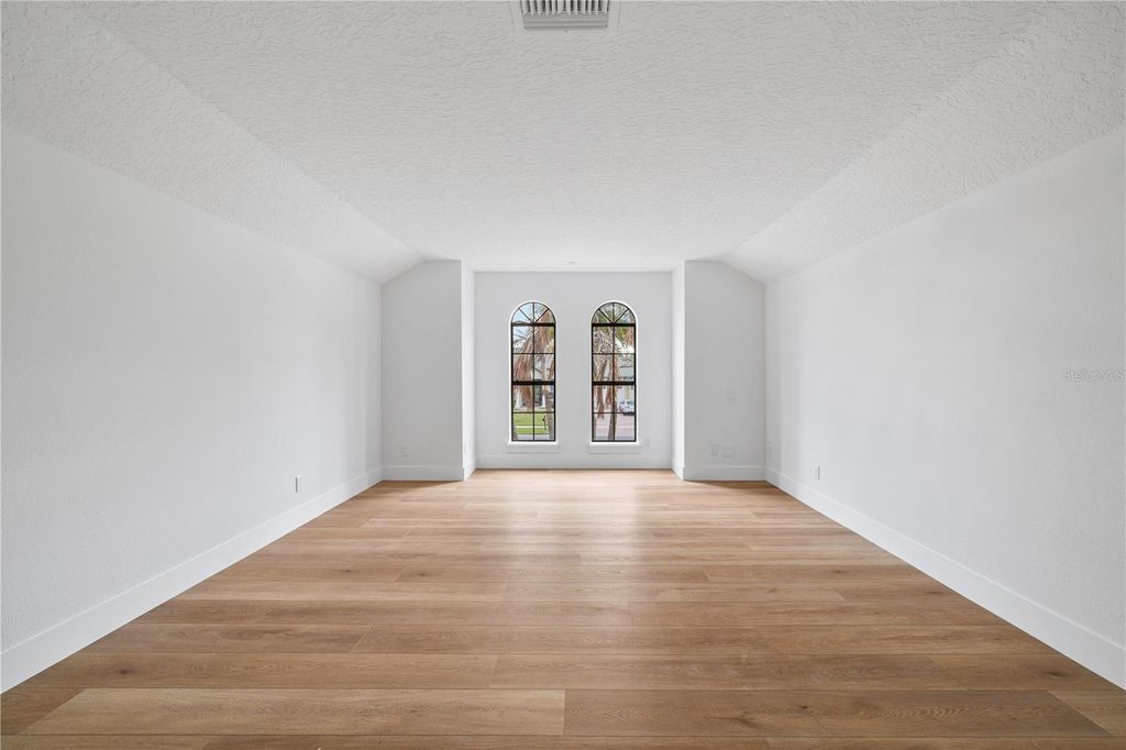 Image 72 of property listing at 812 JOHNS POINT DRIVE, Oakland, FL 34787