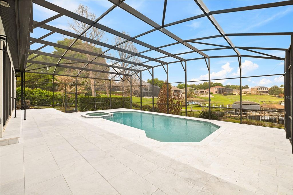 Image 75 of property listing at 812 JOHNS POINT DRIVE, Oakland, FL 34787