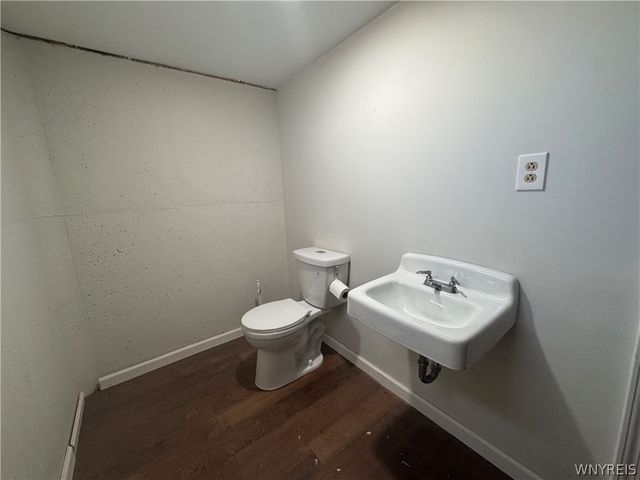 17 Woodrow Place, Cheektowaga, NY 14225