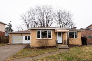 17 Woodrow Place, Cheektowaga, NY 14225