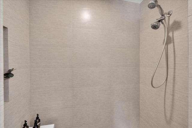 566 E Lindsey Drive, Palm Springs, CA 92262