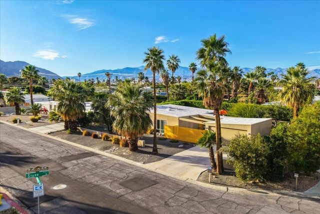 566 E Lindsey Drive, Palm Springs, CA 92262