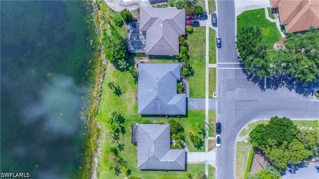 9882 Campbell CIR, Naples, FL 34109