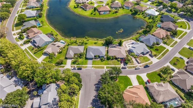 9882 Campbell CIR, Naples, FL 34109
