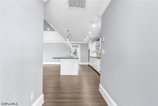 9882 Campbell CIR, Naples, FL 34109