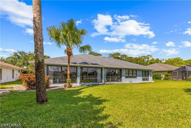 9882 Campbell CIR, Naples, FL 34109
