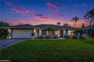 9882 Campbell CIR, Naples, FL 34109