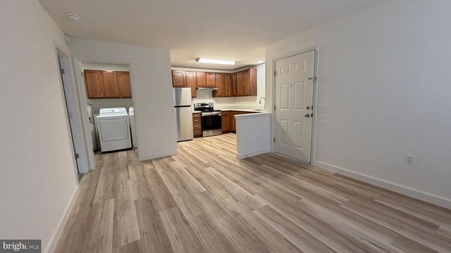 38 SEQUOIA DR, Berlin, NJ 08009