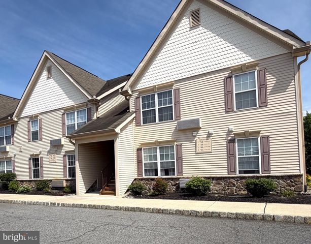 38 SEQUOIA DR, Berlin, NJ 08009