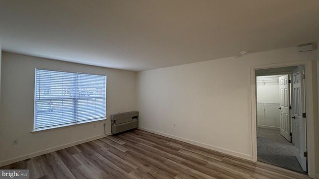 38 SEQUOIA DR, Berlin, NJ 08009