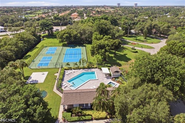12442 McGregor Woods CIR, Fort Myers, FL 33908