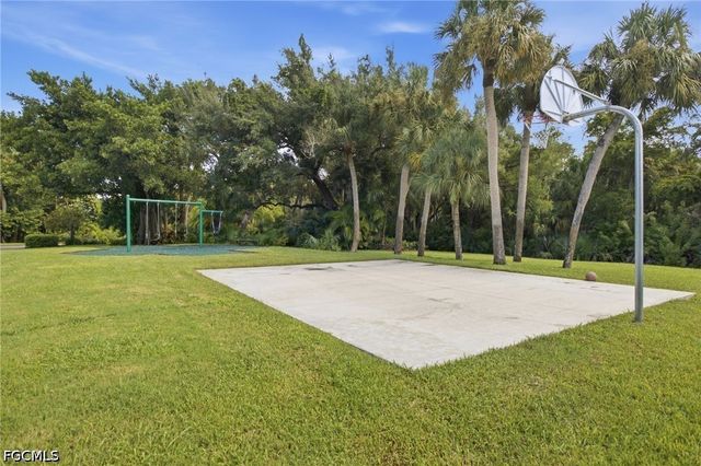 12442 McGregor Woods CIR, Fort Myers, FL 33908