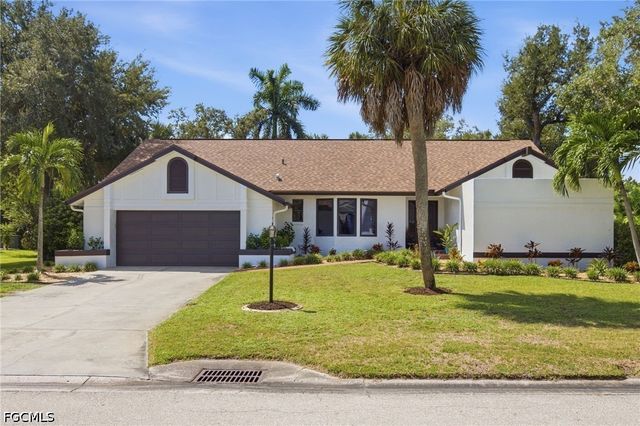 12442 McGregor Woods CIR, Fort Myers, FL 33908