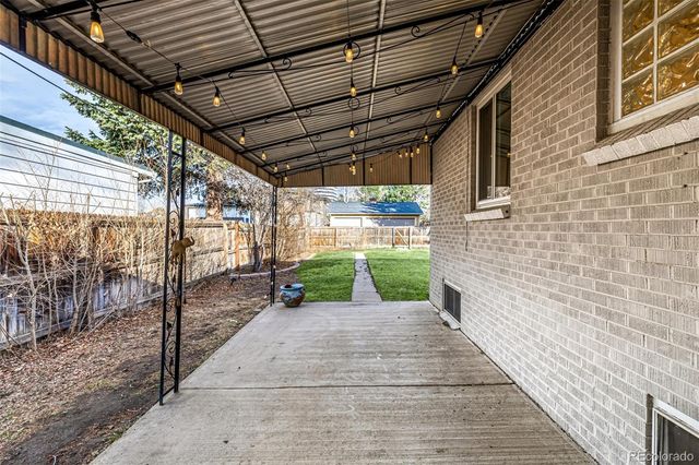 1150 S Jackson Street, Denver, CO 80210