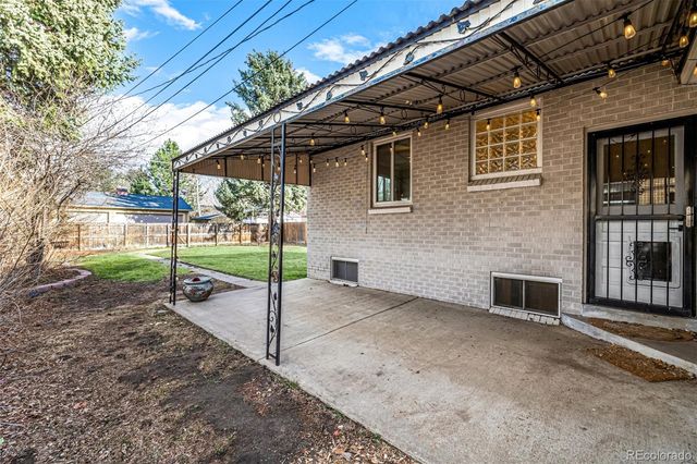 1150 S Jackson Street, Denver, CO 80210