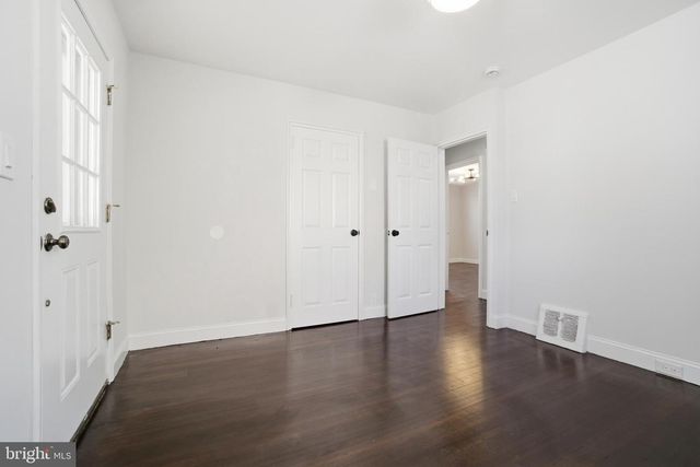 806 BORDENTOWN RD, Burlington, NJ 08016