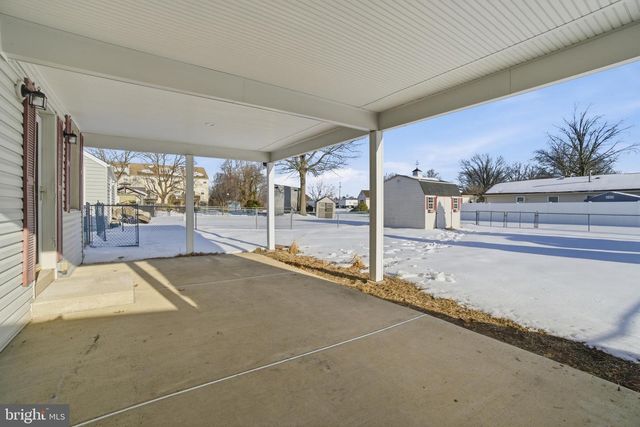 806 BORDENTOWN RD, Burlington, NJ 08016