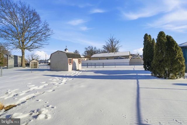 806 BORDENTOWN RD, Burlington, NJ 08016