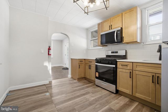 806 BORDENTOWN RD, Burlington, NJ 08016