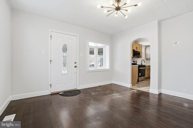 806 BORDENTOWN RD, Burlington, NJ 08016