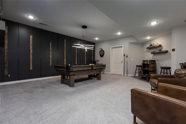 8134 NW 89th Street, Kansas City, MO 64153